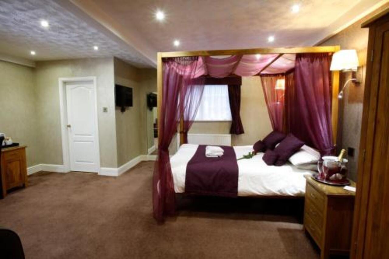 Bury Ramsbottom Old Mill Hotel And Leisure Club Ngoại thất bức ảnh