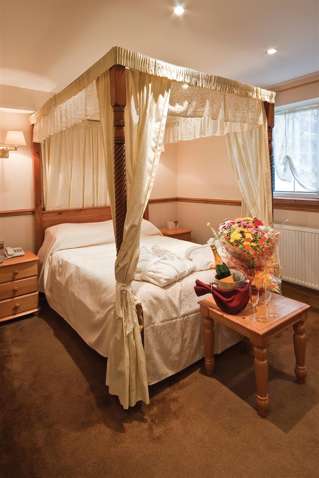Bury Ramsbottom Old Mill Hotel And Leisure Club Ngoại thất bức ảnh